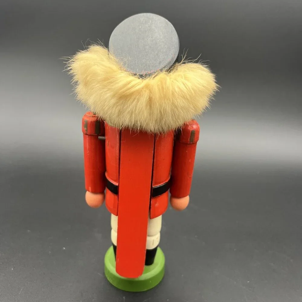 VTG Erzgebirge Nutcracker 9.25" Soldier Christmas Holiday Decor Germany 1977 - Picture 3 of 15